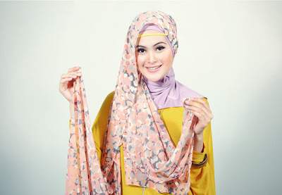 Cara memakai jilbab pashmina 2