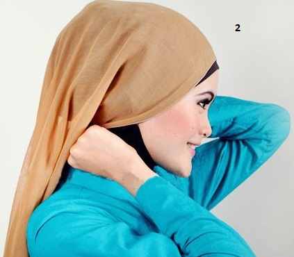 cara memakai jilbab segi empat