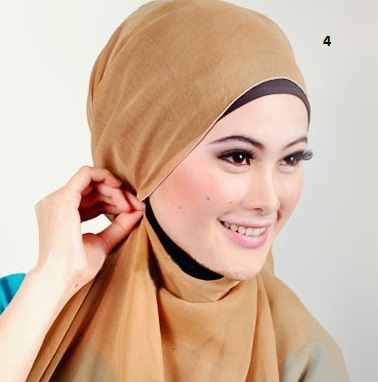 cara memakai jilbab segi empat