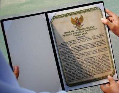 makna pembukaan uud 1945