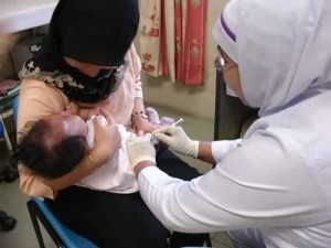 imunisasi bayi