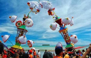 upacara adat di Indonesia